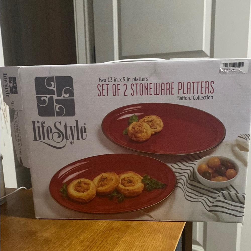 LifeStyle Red Stoneware Platters Set